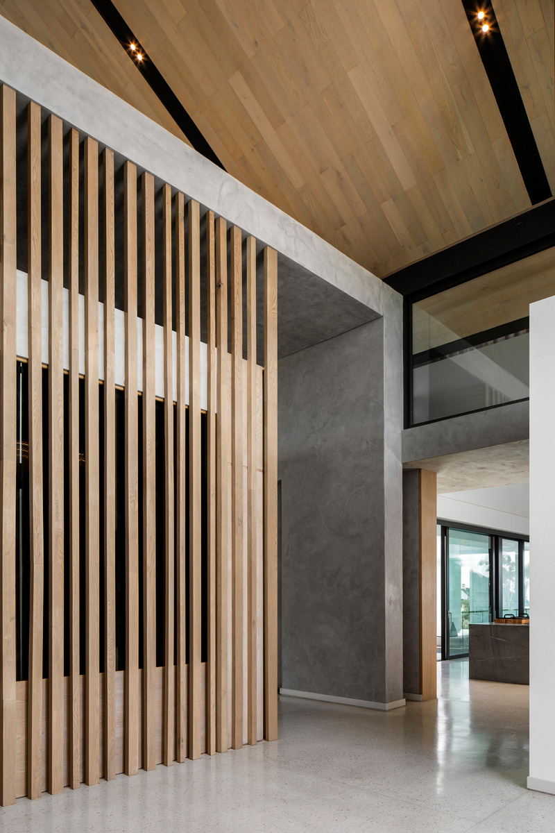 Dossier de presse | 5741-01 - Communiqué de presse | Winelands Villa: Contemporary Blend of Farmhouse & Modern Design - ARRCC - Design d’intérieur résidentiel - Crédit photo : Adam Letch