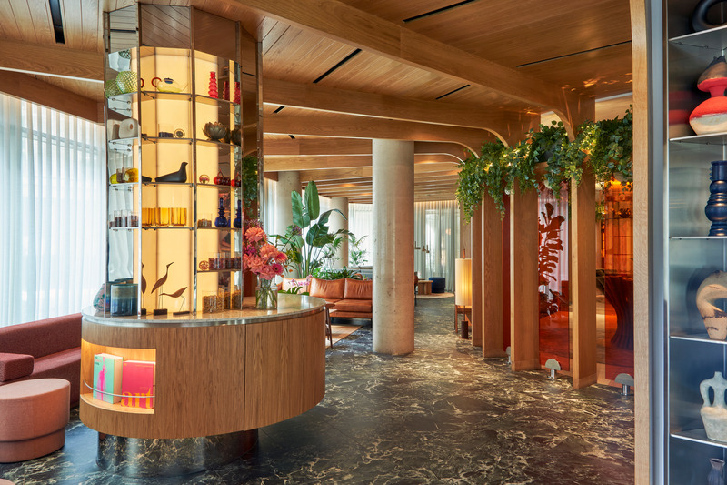 Press kit | 1472-09 - Press release | Concrete’s Innovative Spatial Planning and Progressive Design Capture the Vibrant Essence of Marylebone - Concrete Amsterdam - Commercial Interior Design - The BoTree lobby - Photo credit: Simon Brown for Concrete and The BoTree