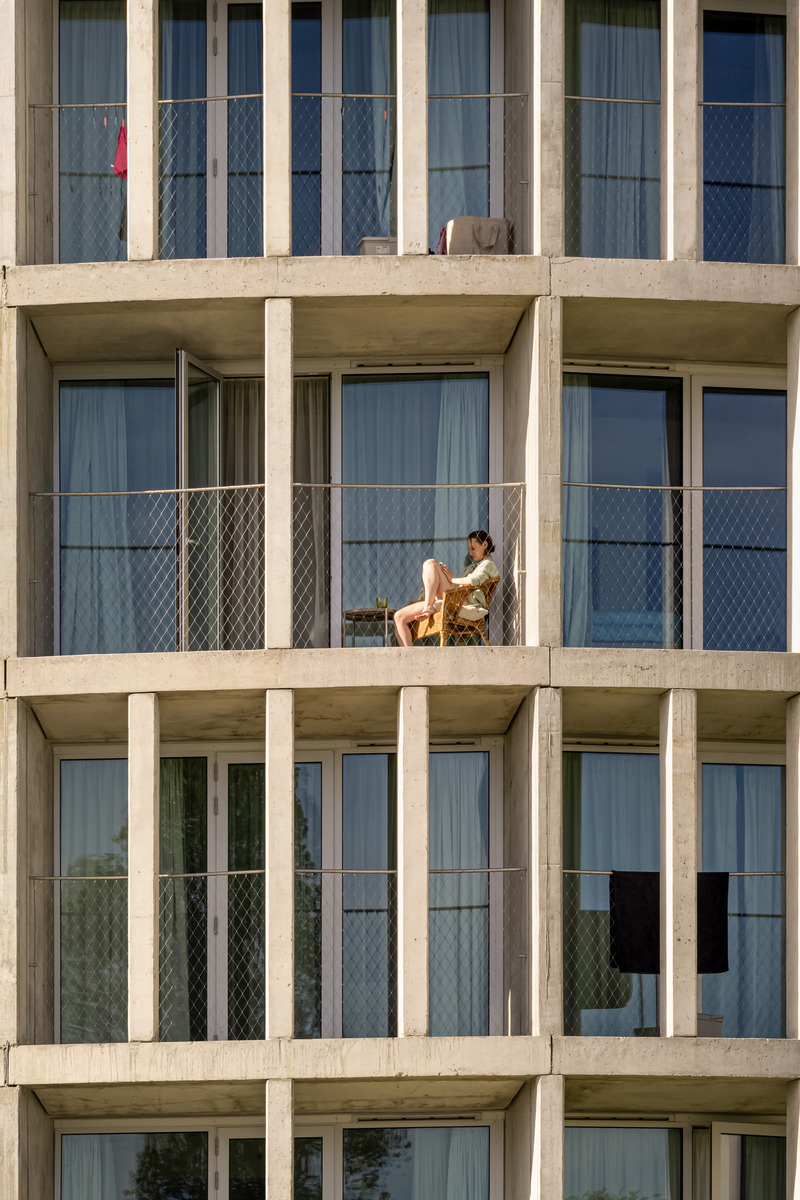 Dossier de presse | 7557-01 - Communiqué de presse | Hoso, une résidence étudiante construite en 14 mois - OODA - Architecture résidentielle - Crédit photo : Fernando Guerra
