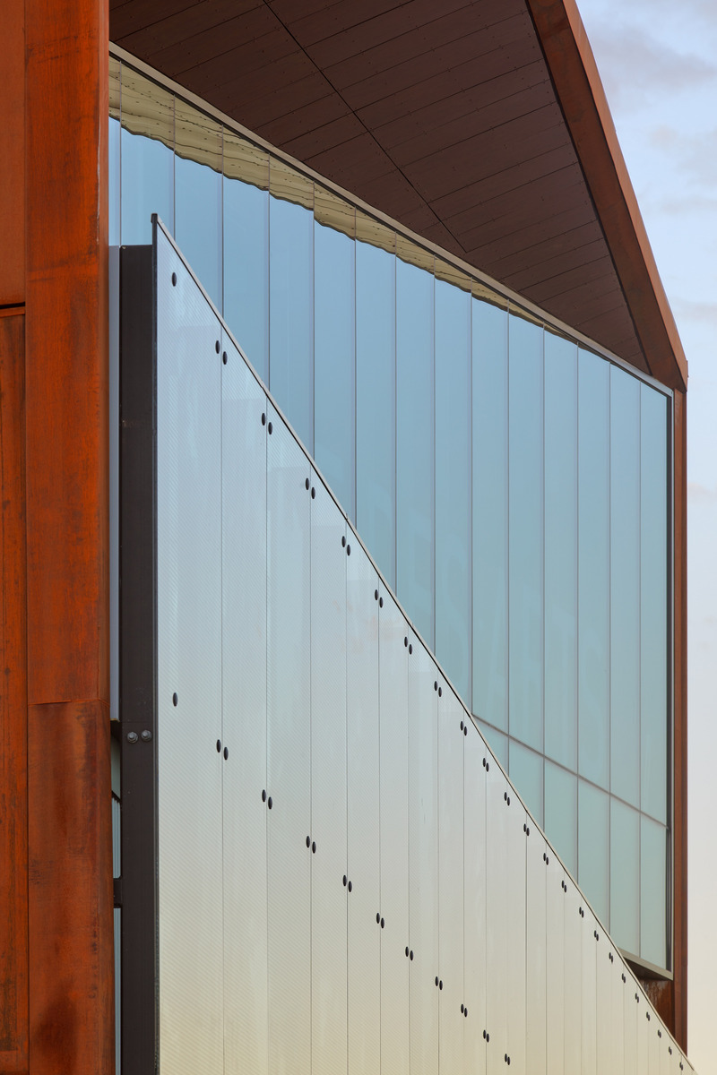 Dossier de presse | 3405-03 - Communiqué de presse | Place des Arts - Moriyama Teshima Architects (MTA) et Bélanger Salach Architecture (BSA) - Architecture commerciale - Crédit photo : Tom Arban