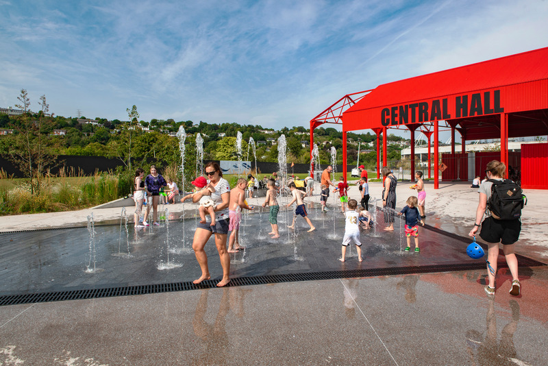Press kit | 7576-01 - Press release | OKRA Wins Popular Vote Best Landscape Design Firm - OKRA - Landscape Architecture - Marina Park, Cork, IE - Photo credit: Jason Gairn