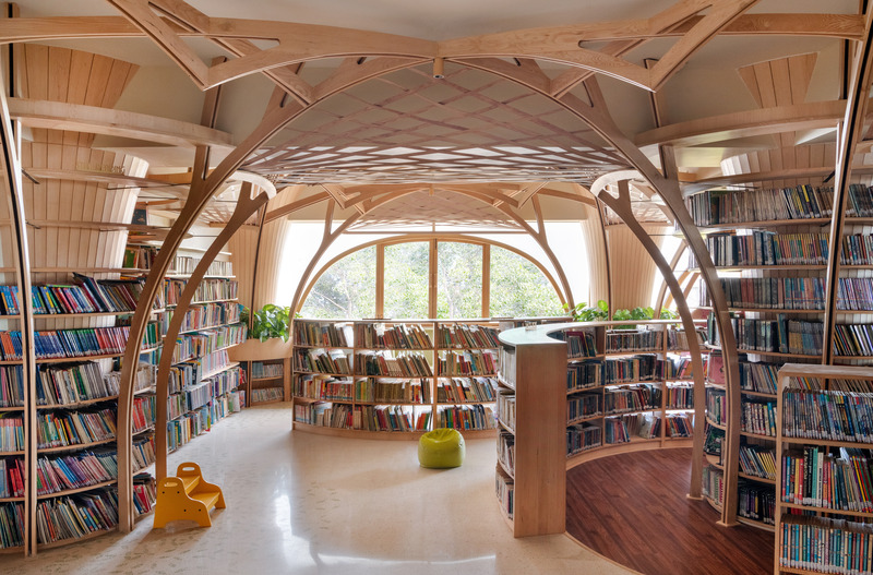 Press kit | 7591-01 - Press release | The Forest of Knowledge - studio HINGE - Commercial Interior Design - Browsing hedges - children section - Photo credit: Suryan//Dang
