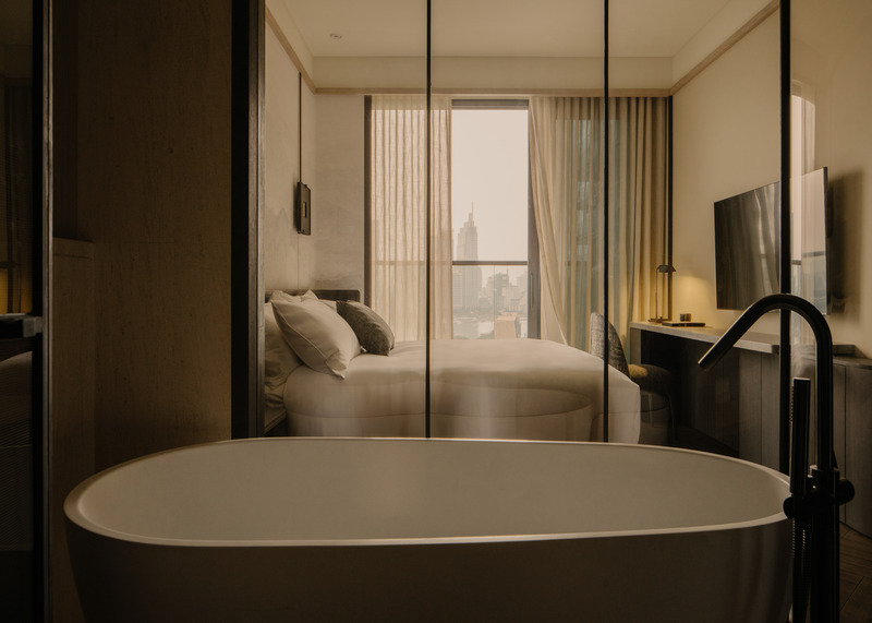 Press kit | 3639-01 - Press release | Soma Mot - 932 Design Private Limited - Residential Interior Design -  Master bath  - Photo credit: Khoo GuoJie