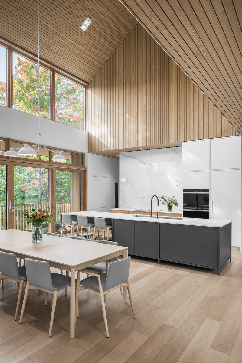 Dossier de presse | 1572-03 - Communiqué de presse | La maison Orford - Thellend Fortin Architectes - Architecture résidentielle - Crédit photo : Charles Lanteigne