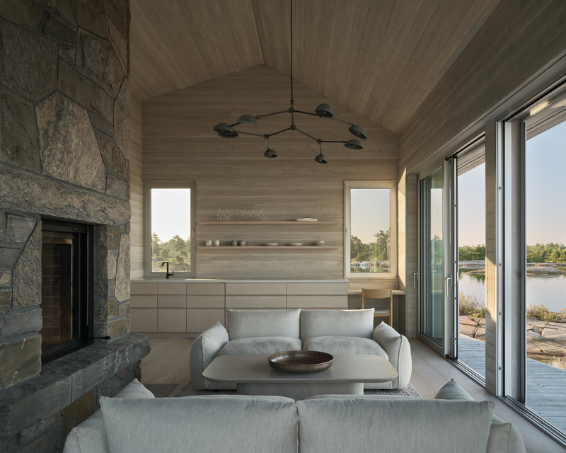 Dossier de presse | 1728-05 - Communiqué de presse | Akb_Whistling Wind Island - Akb Architects - Architecture résidentielle - Bunkie interior - Crédit photo : Doublespace