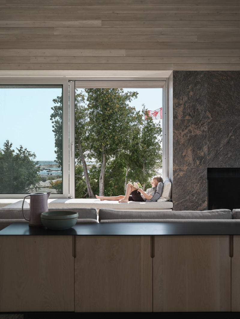 Dossier de presse | 1728-05 - Communiqué de presse | Akb_Whistling Wind Island - Akb Architects - Architecture résidentielle - Main cottage - Crédit photo : Doublespace