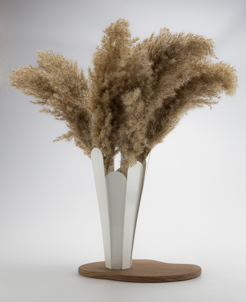 Press kit | 7599-01 - Press release | Blooming Moments: An Illustration of Design as the Creation of Significant Forms - Siyun Xue - Product - Vase - Photo credit: Siyun Xue