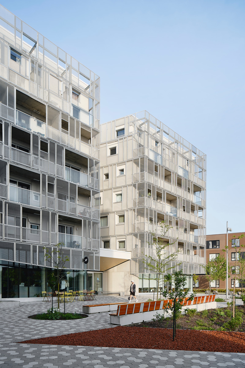 Press kit | 1676-07 - Press release | Rose des Vents: 123 Affordable Student Housing Units Designed by ADHOC - ADHOC - Residential Architecture - Photo credit: Maxime Brouillet 