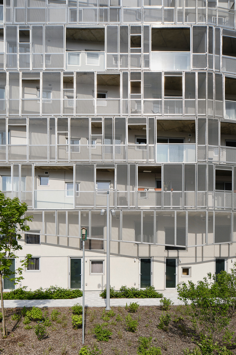 Press kit | 1676-07 - Press release | Rose des Vents: 123 Affordable Student Housing Units Designed by ADHOC - ADHOC - Residential Architecture - Photo credit: Maxime Brouillet 