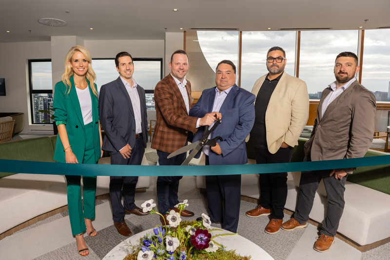 Press kit | 2056-13 - Press release | Odea Montréal, the $208-million Project Born of a Partnership Between CREECO, the Parent Company of Eeyou Eenou Realty Properties Inc. (EERP), and Cogir Immobilier, Welcomes Its Owners and Tenants - Cogir Immobilier - Real Estate - Photo credit: JF Galipeau
