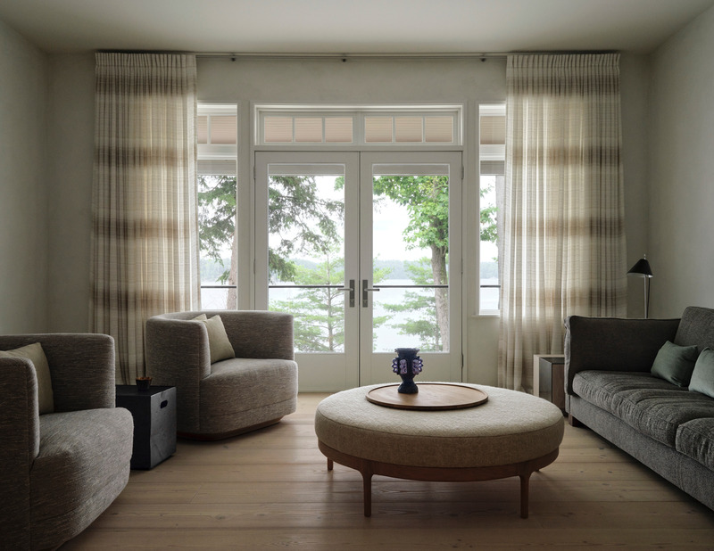 Dossier de presse | 6316-04 - Communiqué de presse | Summer Lake House - Ashley Botten Design - Design d’intérieur résidentiel - Crédit photo : Patrick Biller
