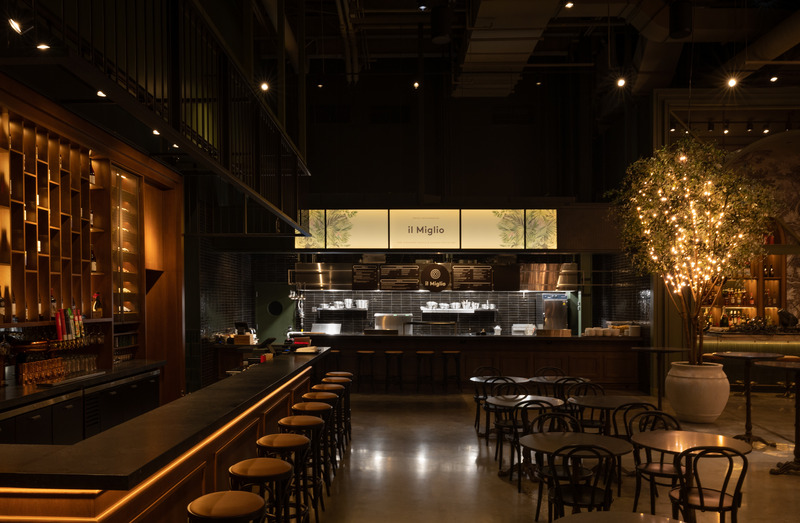 Press kit | 618-16 - Press release | Le Fou Fou: A European-Inspired Gourmet Hall Opens its Doors in Montreal - LemayMichaud - Commercial Interior Design - Photo credit: LemayMichaud