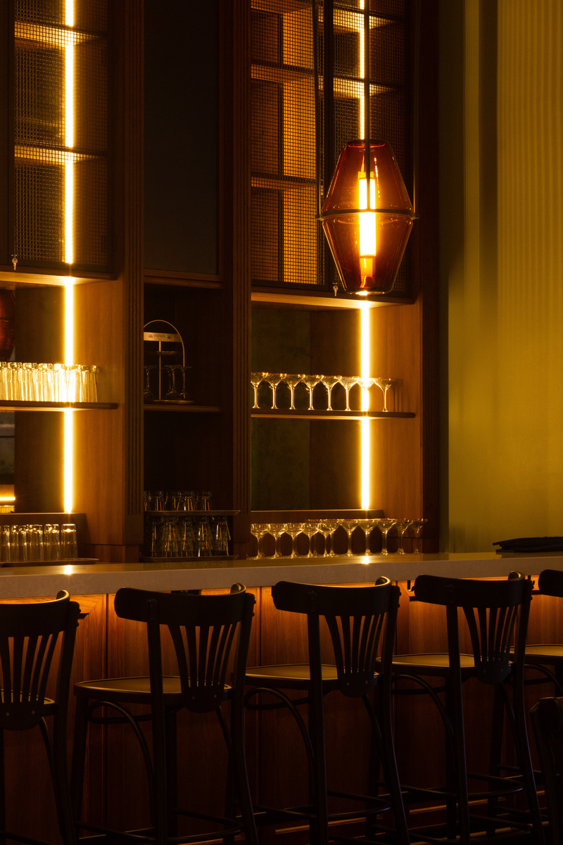 Press kit | 618-16 - Press release | Le Fou Fou: A European-Inspired Gourmet Hall Opens its Doors in Montreal - LemayMichaud - Commercial Interior Design - Photo credit: LemayMichaud