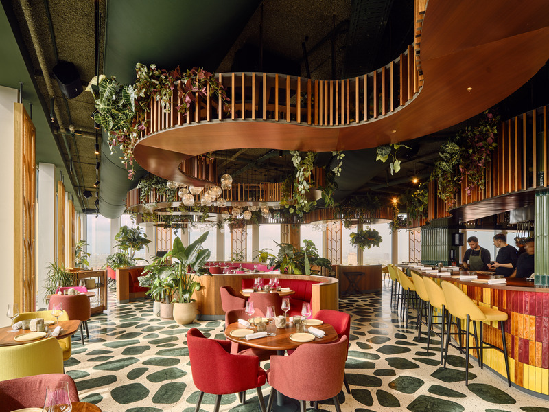 Dossier de presse | 3724-14 - Communiqué de presse | Selva Restaurant - EL EQUIPO CREATIVO - Design d’intérieur commercial - Crédit photo : Adrià Goula