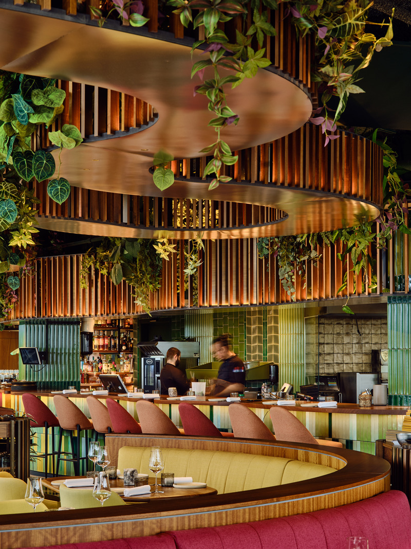 Dossier de presse | 3724-14 - Communiqué de presse | Selva Restaurant - EL EQUIPO CREATIVO - Design d’intérieur commercial - Crédit photo : Adrià Goula
