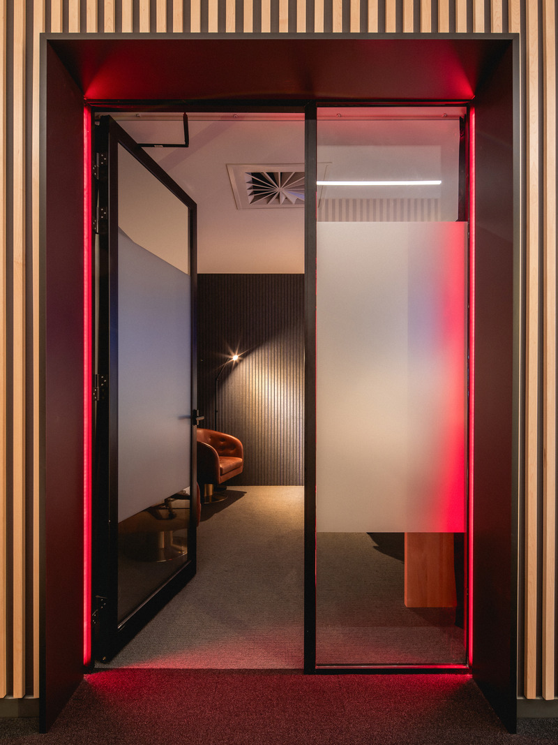 Press kit | 2626-04 - Press release | Plus Company Campus & Cossette Offices - LAAB architecture - Commercial Interior Design - View of recording studio entrance - Photo credit: Raphael Thibodeau