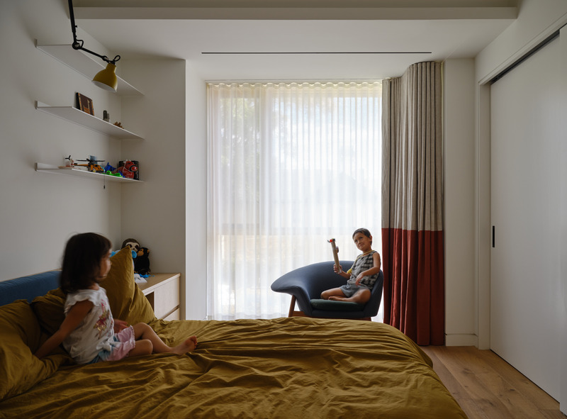 Dossier de presse | 7600-01 - Communiqué de presse | A Fresh Face in a Familiar Place: Summerhill Family Home Blends Contemporary Living with Neighborhood Charm - Barbora Vokac Taylor Architect Inc. - Architecture résidentielle - Crédit photo :  Doublespace Photography 