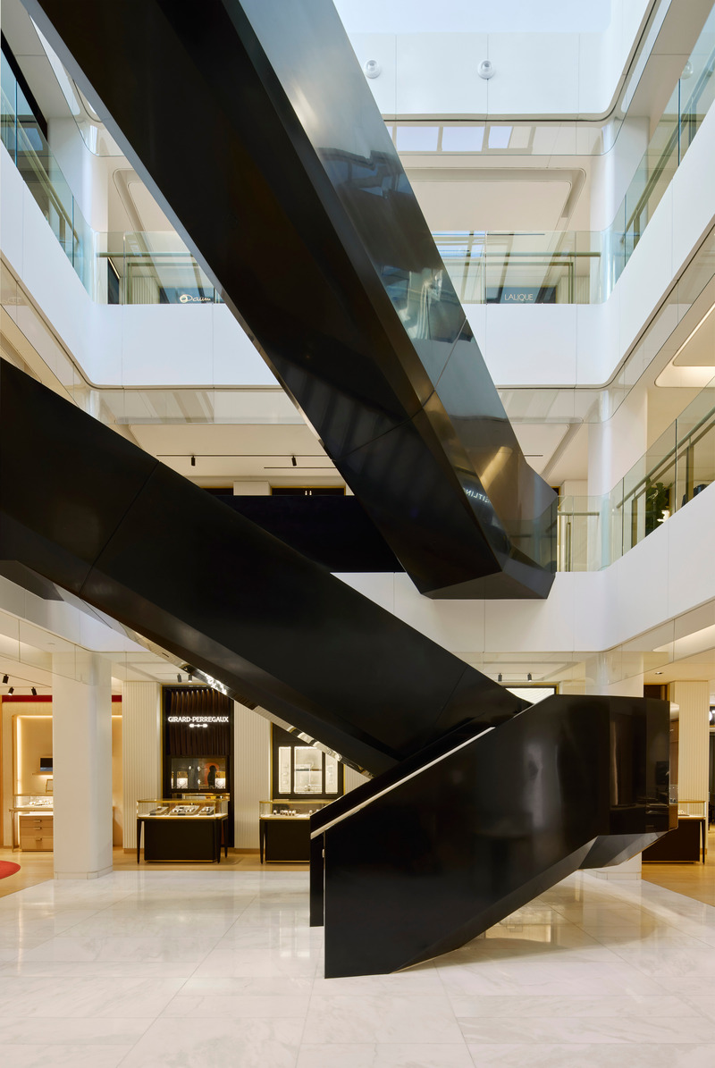 Press kit | 1440-02 - Press release | Château d’Ivoire - Archi- - Commercial Architecture - Sculptural staircase - Photo credit: James Brittain