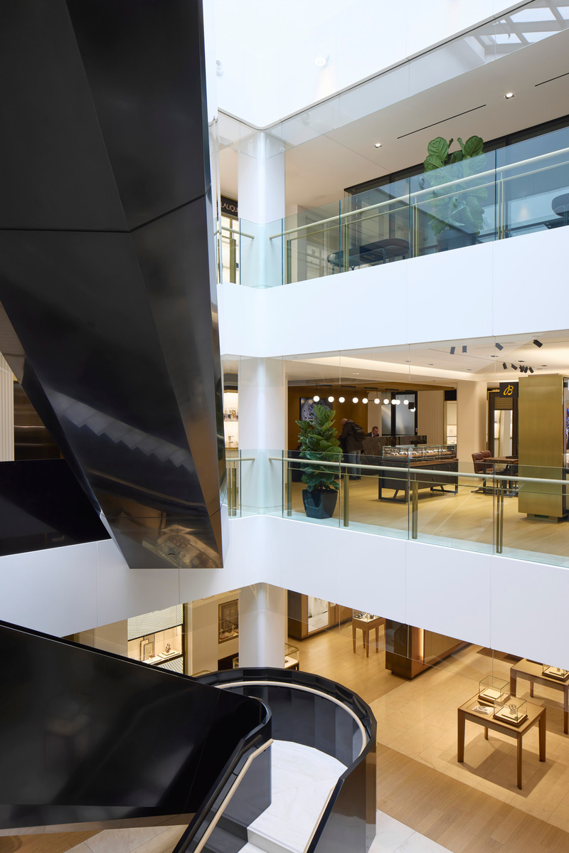 Press kit | 1440-02 - Press release | Château d’Ivoire - Archi- - Commercial Architecture - Central atrium - Photo credit: James Brittain