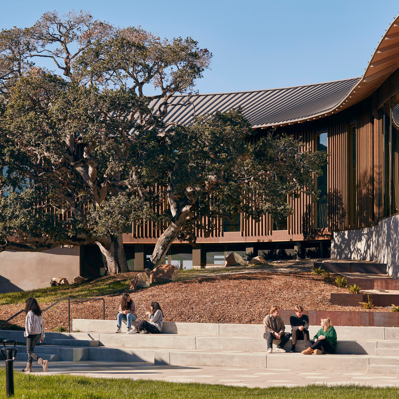 Dossier de presse | 4709-09 - Communiqué de presse | Dezeen Awards 2024 Architecture Longlist Revealed - Dezeen - Concours - Montage Health Ohana Campus by NBBJ.  - Crédit photo : Ty Cole_OTTO