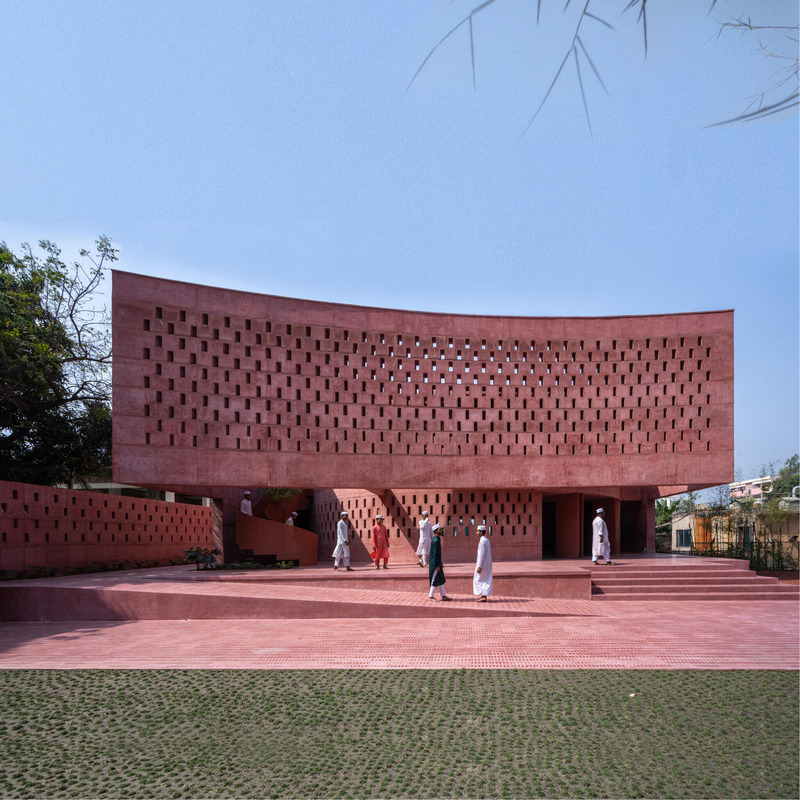 Dossier de presse | 4709-09 - Communiqué de presse | Dezeen Awards 2024 Architecture Longlist Revealed - Dezeen - Concours - Zebun Nessa Mosque by Studio Morphogenesis.  - Crédit photo : Asif Salman