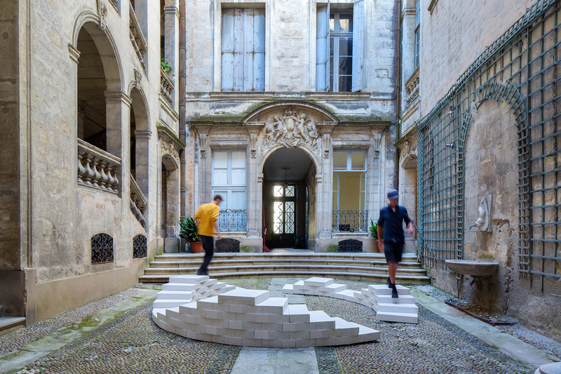 Press kit | 982-56 - Press release | Open Call - FAV 2025 - Association Champ Libre - Festival des Architectures Vives (FAV) - Event + Exhibition - PRÉLUDE<br>Kollektiv Von Null : Jannis SCHIEFER, David BIEGL, Lucia NEUMANN, Inês ABREU, Salvatore BULLARA &amp;Theresa NOEKE - Photo credit: Crédit photo : photoarchitectures.com<br><span class=""></span><br>