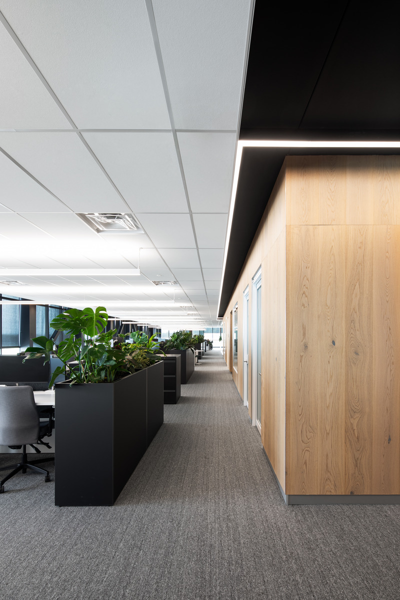 Dossier de presse | 7474-03 - Communiqué de presse | Nouveau centre de distribution de METRO : GKC Architecture & Design et Imperatori Design unissent leurs forces pour contribuer à la croissance de la marque au Québec - GKC Architecture & Design Imperatori Design - Architecture commerciale - Espaces à bureaux - aire ouverte<br style=""> - Crédit photo : Adrien Williams