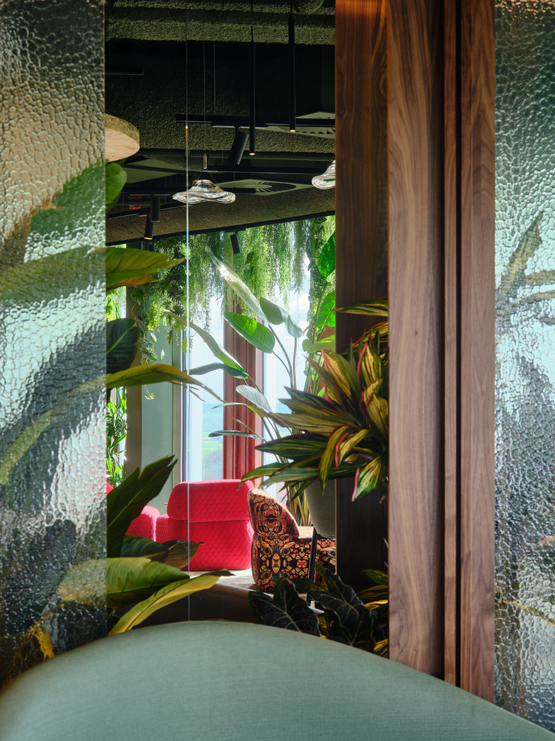 Dossier de presse | 3724-15 - Communiqué de presse | Sonora Cocktail Bar - EL EQUIPO CREATIVO - Design d’intérieur commercial - Crédit photo : Adrià Goula