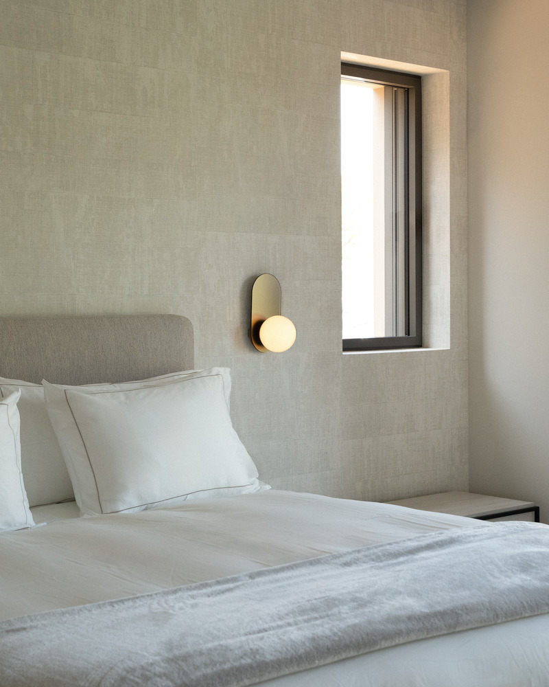 Press kit | 1942-03 - Press release | Luminaire Authentik Presents the New Chrome Collection - Luminaire Authentik - Lighting Design - CHROME ARCH-S LA40 - Photo credit: Luminaire Authentik