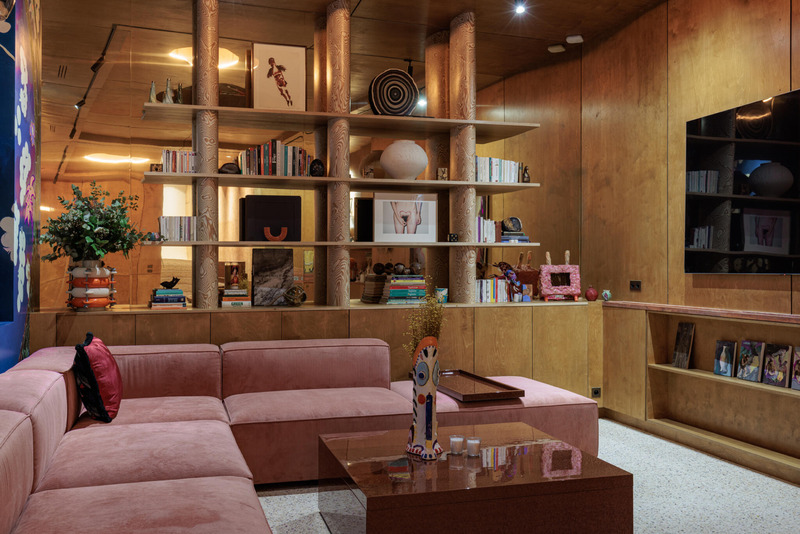 Dossier de presse | 4709-12 - Communiqué de presse | World's 49 Most Striking Interiors Shortlisted for Dezeen Awards 2024 - Dezeen - Concours - Casa France, Déchelette Architecture, Paris, France