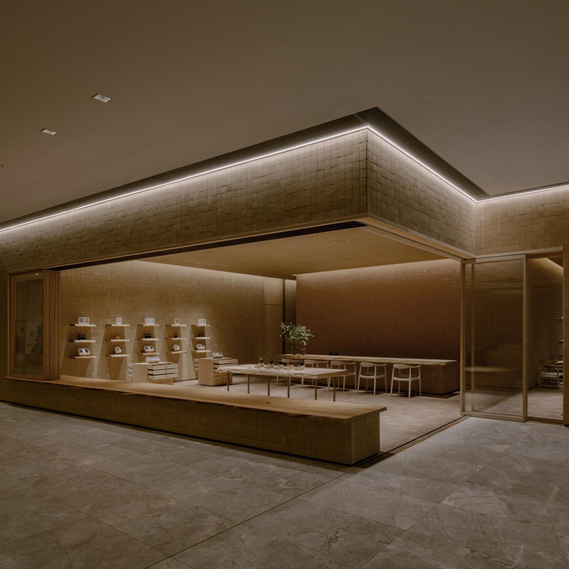 Dossier de presse | 4709-12 - Communiqué de presse | World's 49 Most Striking Interiors Shortlisted for Dezeen Awards 2024 - Dezeen - Concours - Théatre Concept Store, kooo architects, Beijing, China