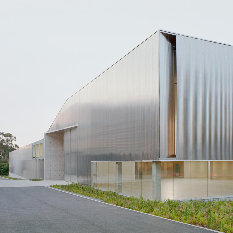 Dossier de presse | 4709-13 - Communiqué de presse | World's 82 Best Buildings Shortlisted for Dezeen Awards 2024 - Dezeen - Concours - Powerhouse Castle Hill, lahznimmo architects, Castle Hill, Australia