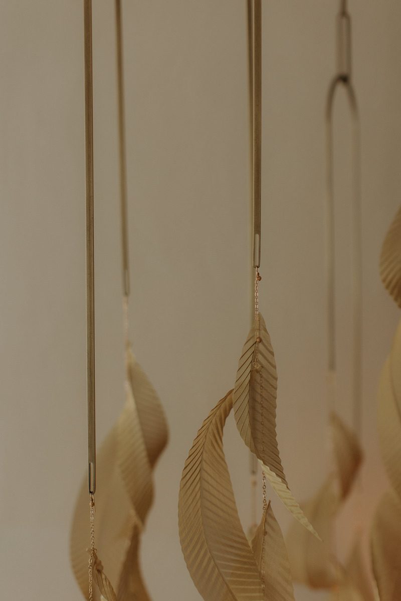 Press kit | 2110-09 - Press release | Larose Guyon’s Saule Collection: A Modular Expression of Nature-Inspired Lighting - Larose Guyon - Lighting Design - Photo credit: Chanel Sabourin