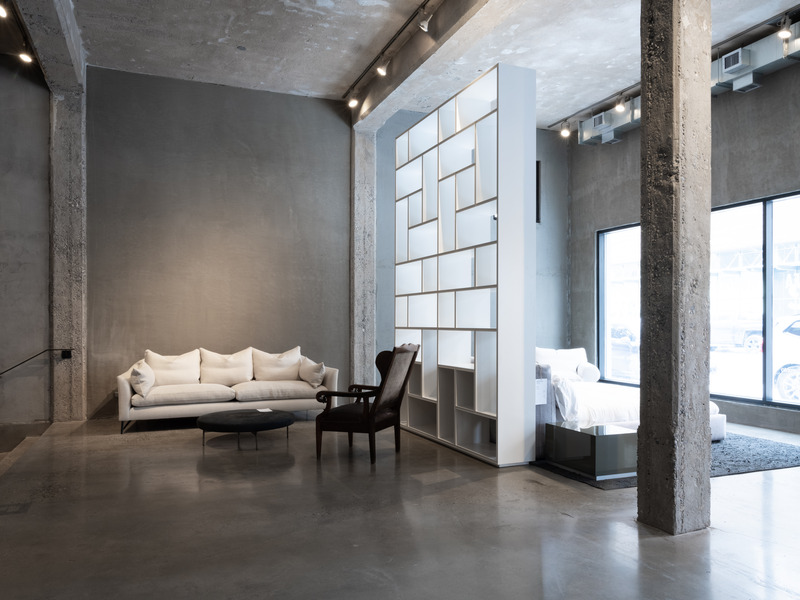 Dossier de presse | 5912-01 - Communiqué de presse | A Tale of Multiple Cities: Cohlmeyer Architecture’s Enduring Collaboration with Montauk Sofa - Cohlmeyer Architecture - Design d’intérieur commercial - Montauk Sofa Calgary - Crédit photo : Rob Moroto