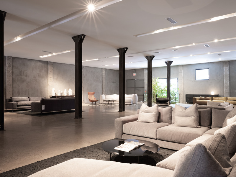 Dossier de presse | 5912-01 - Communiqué de presse | A Tale of Multiple Cities: Cohlmeyer Architecture’s Enduring Collaboration with Montauk Sofa - Cohlmeyer Architecture - Design d’intérieur commercial - Montauk Sofa Calgary - Crédit photo : Rob Moroto