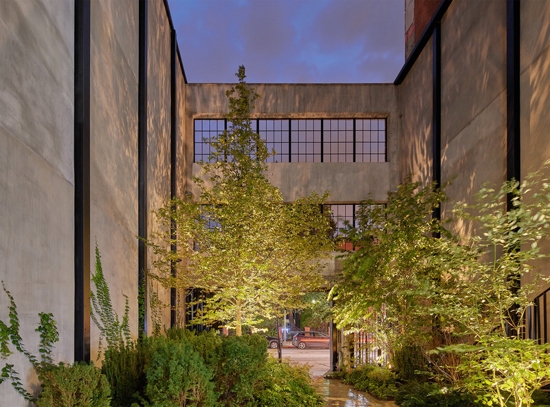 Dossier de presse | 5912-01 - Communiqué de presse | A Tale of Multiple Cities: Cohlmeyer Architecture’s Enduring Collaboration with Montauk Sofa - Cohlmeyer Architecture - Design d’intérieur commercial - Montauk Sofa Montreal - Crédit photo : Nanne Springer