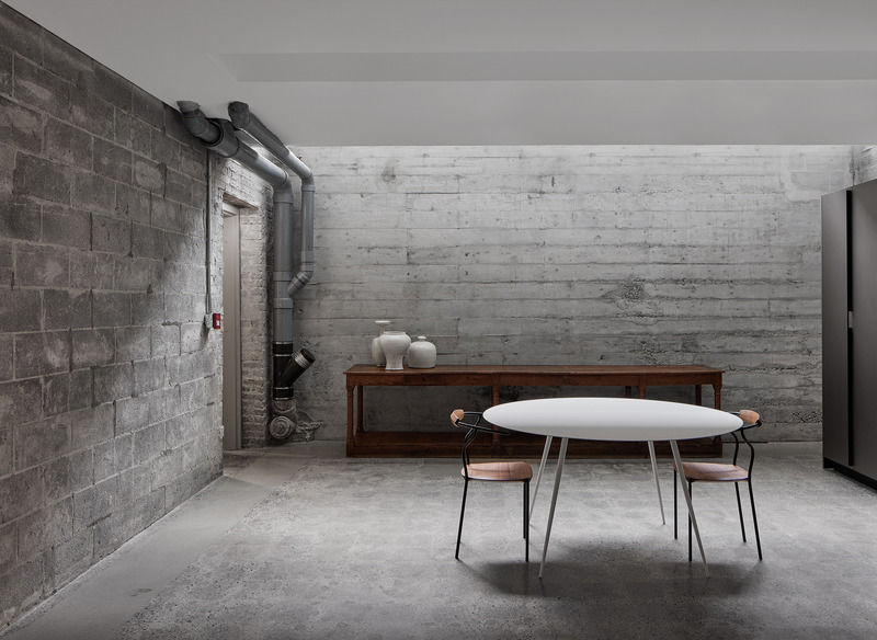 Dossier de presse | 5912-01 - Communiqué de presse | A Tale of Multiple Cities: Cohlmeyer Architecture’s Enduring Collaboration with Montauk Sofa - Cohlmeyer Architecture - Design d’intérieur commercial - Montauk Sofa Montreal - Crédit photo : Nanne Springer