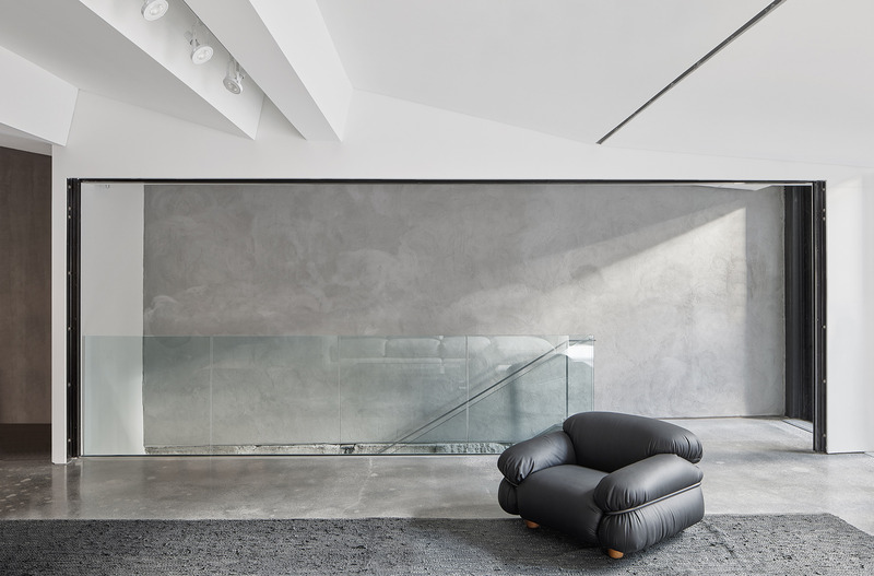 Dossier de presse | 5912-01 - Communiqué de presse | A Tale of Multiple Cities: Cohlmeyer Architecture’s Enduring Collaboration with Montauk Sofa - Cohlmeyer Architecture - Design d’intérieur commercial - Montauk Sofa Montreal - Crédit photo : Nanne Springer