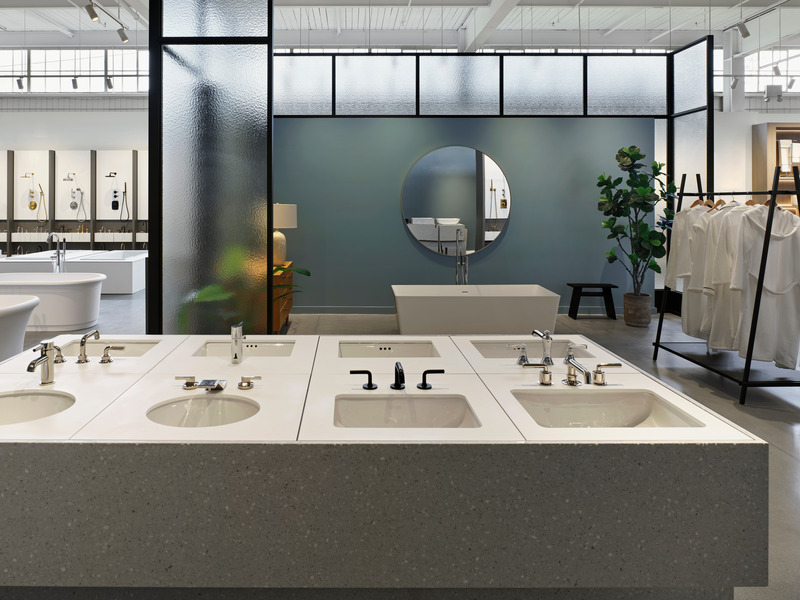 Dossier de presse | 889-08 - Communiqué de presse | BURDIFILEK’s Sophisticated Design Embodies the Essence of a Luxury Brand - BURDIFILEK - Design d’intérieur commercial - Crédit photo : A-Frame Studio