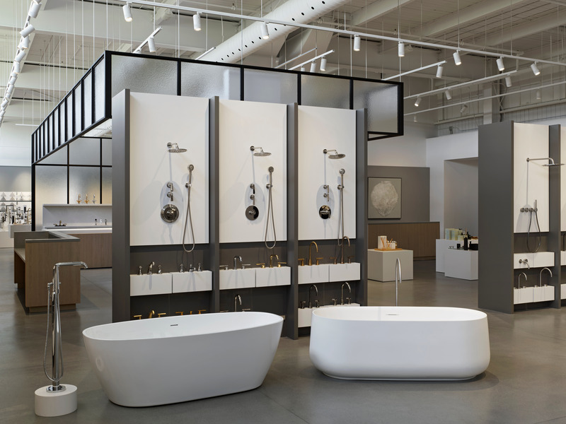 Dossier de presse | 889-08 - Communiqué de presse | BURDIFILEK’s Sophisticated Design Embodies the Essence of a Luxury Brand - BURDIFILEK - Design d’intérieur commercial - Crédit photo : A-Frame Studio