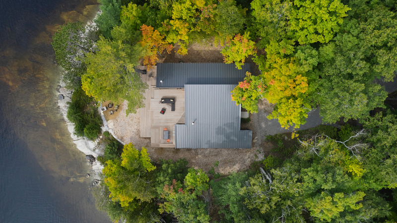 Dossier de presse | 1513-14 - Communiqué de presse | Catchacoma Cottage - Dubbeldam Architecture + Design - Architecture résidentielle - Catchacoma Cottage - Aerial View - Crédit photo : Riley Snelling