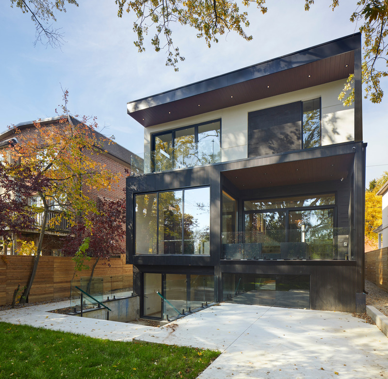 Dossier de presse | 2182-05 - Communiqué de presse | douBLe House - Alva Roy - Architecture résidentielle - Rear View - Crédit photo : Tom Arban 