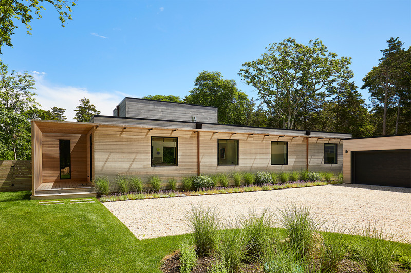 Dossier de presse | 5897-04 - Communiqué de presse | Shift House - Palette Architecture - Architecture résidentielle - Front View 2 - Crédit photo : Jody Kivort