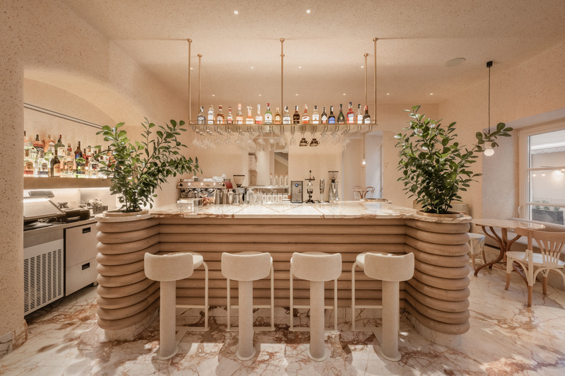 Press kit | 6673-02 - Press release | Cukiernia - The Pastry Shop With Walls Covered in Eggshell Plaster - YOD Group - Commercial Interior Design - Photo credit:  Yevhenii Avramenko 