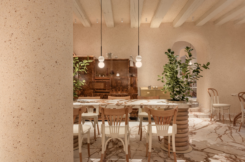Press kit | 6673-02 - Press release | Cukiernia - The Pastry Shop With Walls Covered in Eggshell Plaster - YOD Group - Commercial Interior Design - Photo credit:  Yevhenii Avramenko 