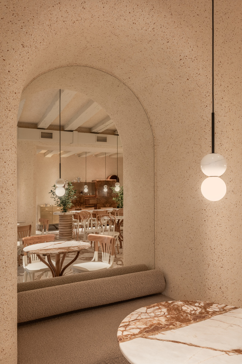 Press kit | 6673-02 - Press release | Cukiernia - The Pastry Shop With Walls Covered in Eggshell Plaster - YOD Group - Commercial Interior Design - Photo credit:  Yevhenii Avramenko 