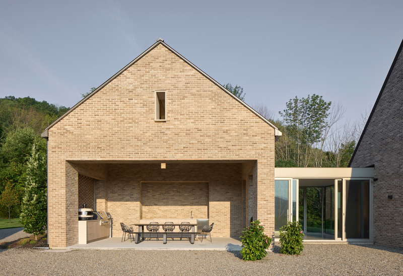 Press kit | 780-09 - Press release | Des Lauriers House - Paul Bernier Architecte - Residential Architecture - Photo credit: James Brittain