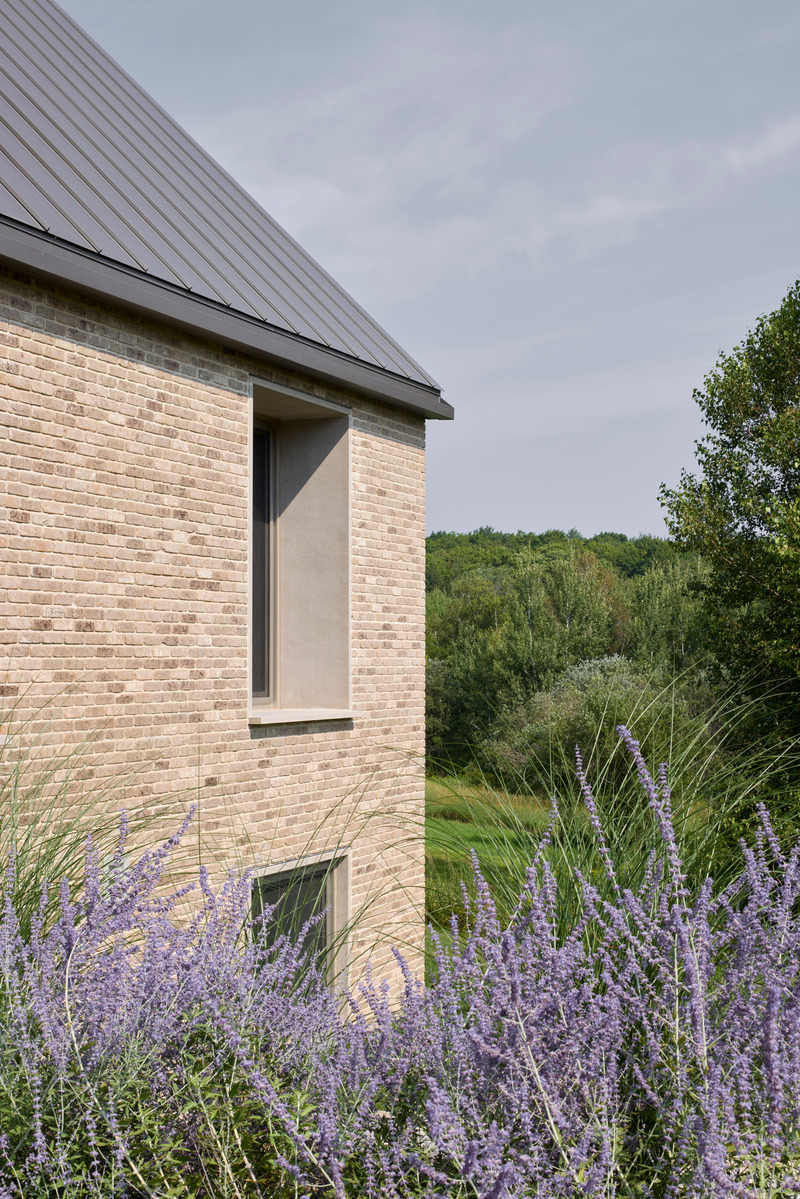 Press kit | 780-09 - Press release | Des Lauriers House - Paul Bernier Architecte - Residential Architecture - Photo credit: James Brittain