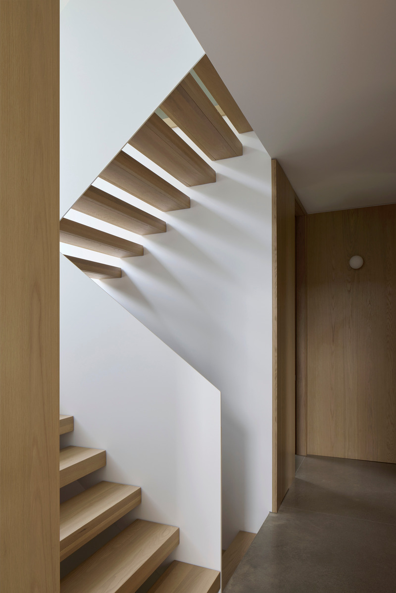 Press kit | 780-09 - Press release | Des Lauriers House - Paul Bernier Architecte - Residential Architecture - Photo credit: James Brittain