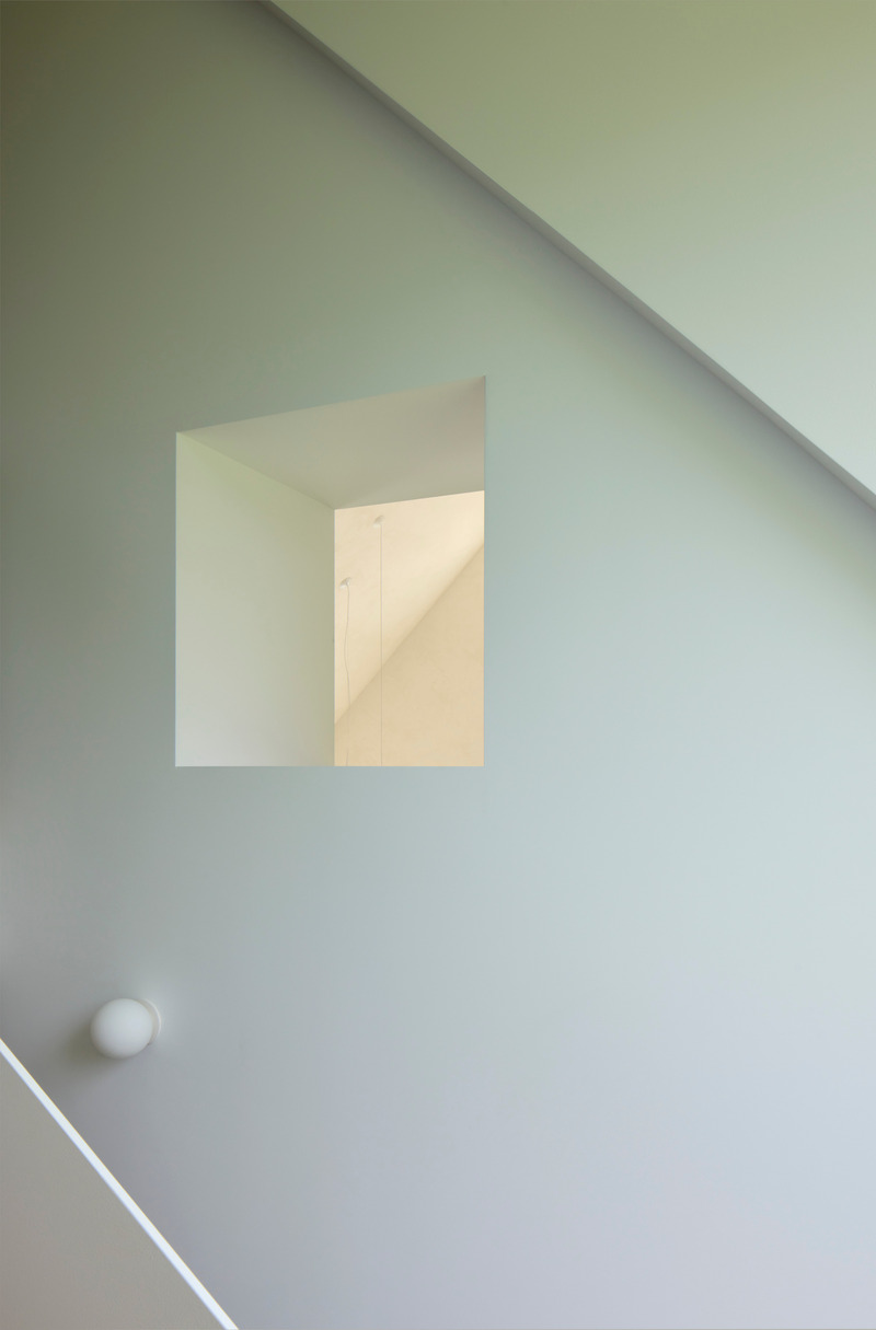 Press kit | 780-09 - Press release | Des Lauriers House - Paul Bernier Architecte - Residential Architecture - Photo credit: James Brittain
